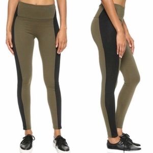 SPANX Olive Green & Black Textured Leggings NWT